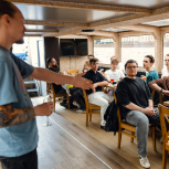 Прогулка на кораблике для выпускников магистратуры факультета 