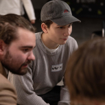 Бизнес-тиндер